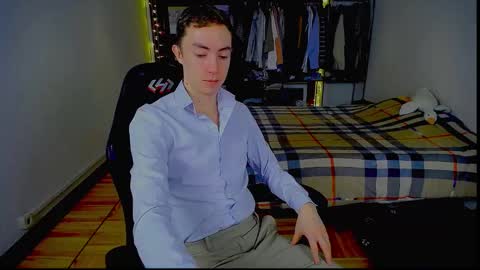 carlos reyes online show from January 2026 08:30:01 AM