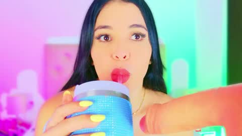 Charloott Evans online show from April 2026 02:04:01 AM