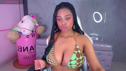 Charlote  online show from October 2025 12:46:01 PM