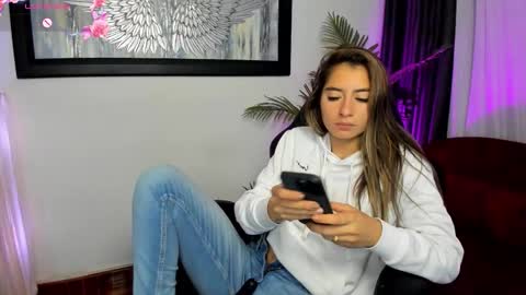 Charlote online show from November 2025 11:40:02 AM