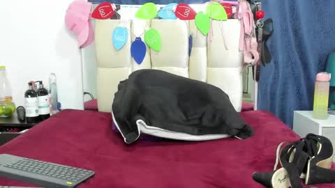 Charlott online show from December 2024 10:32:02 PM