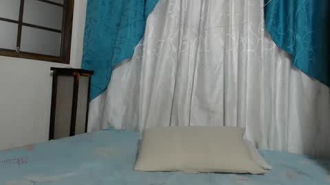 karinaa independent model online show from February 2026 01:02:01 AM