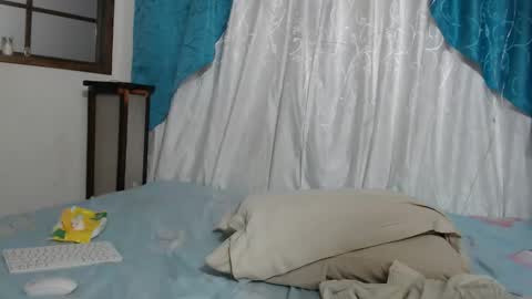 karinaa independent model online show from February 2026 01:18:02 AM