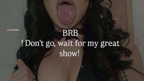 charlotte_line online show from October 2025 02:06:02 PM