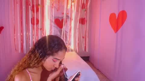 Snapshot of charlotte_love10 chatting on February 2025 12:14:02 PM CHARLOTTE online show from February 2025 12:14:02 PM