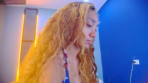 Snapshot of charlotte_love10 chatting on October 2025 11:55:01 AM CHARLOTTE online show from October 2025 11:55:01 AM