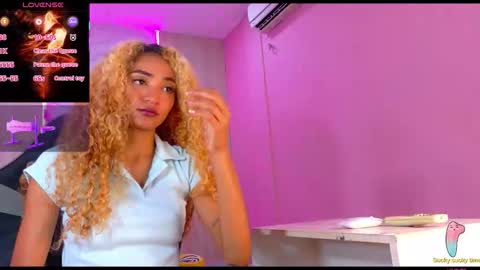 Snapshot of charlotte_love10 chatting on December 2025 11:59:01 AM CHARLOTTE online show from December 2025 11:59:01 AM