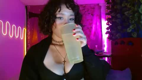 Snapshot of charlotte_morh_ chatting on April 2026 01:41:02 AM charlotte_morh_ online show from April 2026 01:41:02 AM
