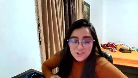 Snapshot of charlotte_richardson chatting on June 2026 02:24:02 AM charlotte_richardson online show from June 2026 02:24:02 AM