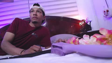 Charlotte   online show from December 2025 05:23:01 AM