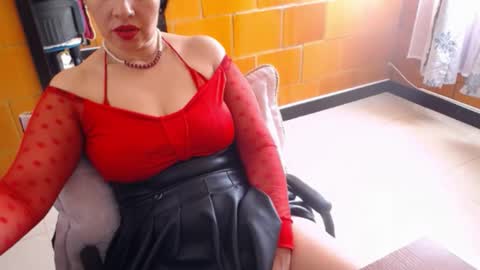 Charlotte online show from December 2025 02:12:02 PM