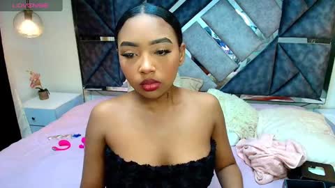 Snapshot of charlotte_walker1 chatting on September 2025 03:54:01 AM charlotte_walker1 online show from September 2025 03:54:01 AM