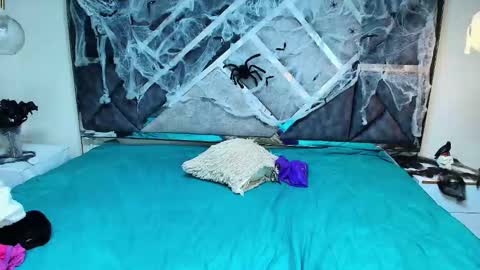 Snapshot of charlotte_walker1 chatting on October 2025 03:17:01 AM charlotte_walker1 online show from October 2025 03:17:01 AM