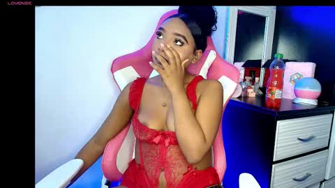 Snapshot of charlotte_walker1 chatting on December 2025 07:12:02 PM charlotte_walker1 online show from December 2025 07:12:02 PM