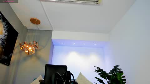 Charlotte  Everyday From 0700 to 1300 Col Time online show from April 2026 11:48:01 AM