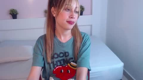 Snapshot of charlottelam2 chatting on February 2025 04:10:02 PM ALE online show from February 2025 04:10:02 PM