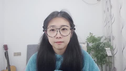 Snapshot of charlottelin chatting on January 2025 04:22:01 PM Charlotte online show from January 2025 04:22:01 PM