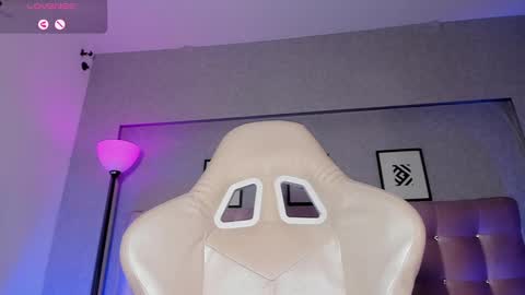 Snapshot of charlotterussel chatting on December 2024 02:10:01 AM charlotterussel online show from December 2024 02:10:01 AM