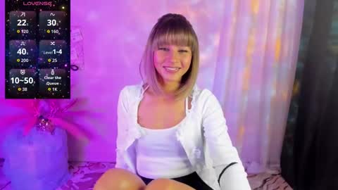 Snapshot of charmbianca chatting on November 2025 12:29:02 PM Bianca online show from November 2025 12:29:02 PM