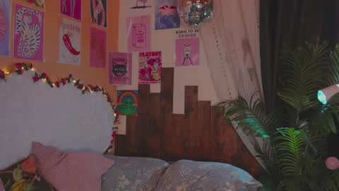 Lissa online show from April 2026 02:58:01 PM