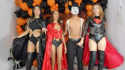 Snapshot of charming_lovers chatting on October 2025 03:12:01 PM charming lovers online show from October 2025 03:12:01 PM