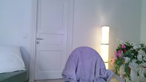 Ruru online show from April 2026 06:10:02 AM