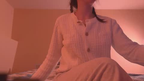 Snapshot of charmingkatie chatting on November 2025 10:25:02 AM katie online show from November 2025 10:25:02 AM