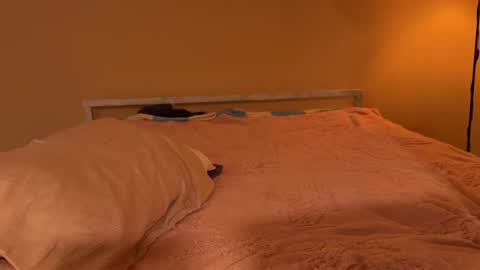 Snapshot of charmingkatie chatting on December 2025 11:48:01 AM katie online show from December 2025 11:48:01 AM