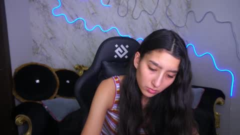 Snapshot of charmmocco chatting on February 2025 01:22:01 PM SweetMoco online show from February 2025 01:22:01 PM