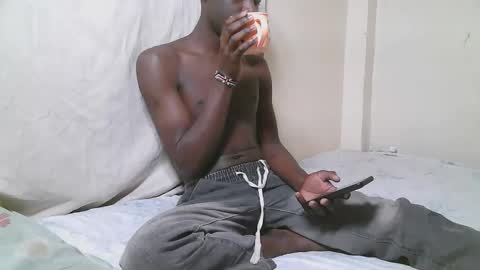 charmzboy online show from November 2025 02:56:02 AM