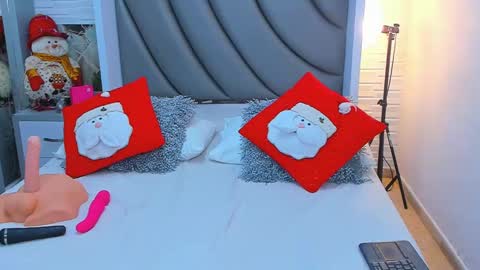 Snapshot of charonstom chatting on December 2025 01:38:02 PM Charon Stom online show from December 2025 01:38:02 PM