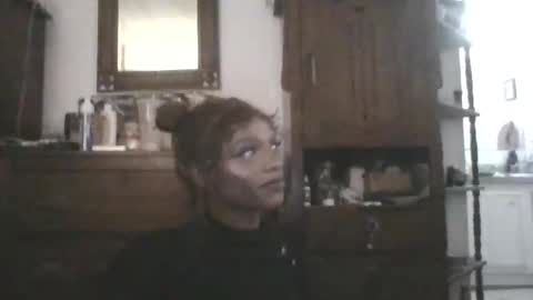 Miss Chocolate online show from November 2025 04:23:02 AM