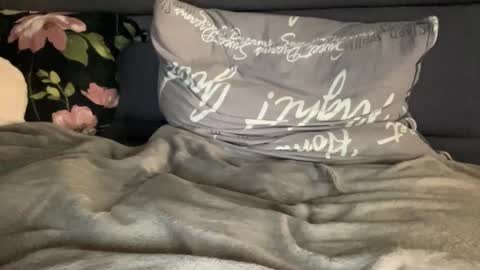 Vicky online show from September 2025 10:37:02 PM