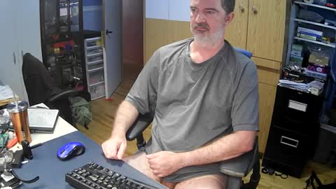 Snapshot of chatandfun666 chatting on September 2025 06:00:01 PM wanaBeYourToy online show from September 2025 06:00:01 PM