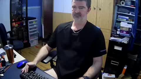 wanaBeYourToy online show from October 2025 06:49:02 PM