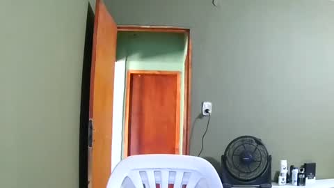 Snapshot of chato012 chatting on January 2025 06:06:01 PM chato012 online show from January 2025 06:06:01 PM