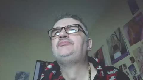 lee online show from October 2025 06:17:01 PM