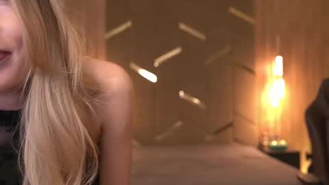 Snapshot of chaturbabe__ chatting on February 2025 04:10:01 PM Ira online show from February 2025 04:10:01 PM