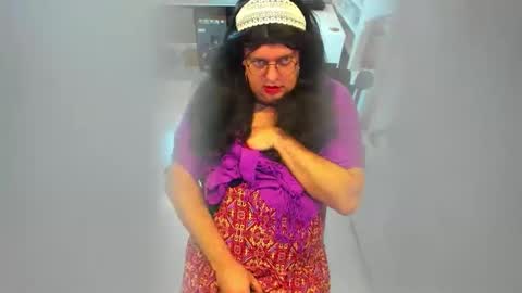 Rosalie online show from December 2025 10:10:02 AM