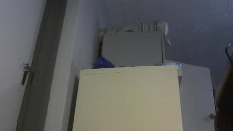 Snapshot of chaturbatordeluxe chatting on October 2025 03:58:02 AM chaturbatordeluxe online show from October 2025 03:58:02 AM