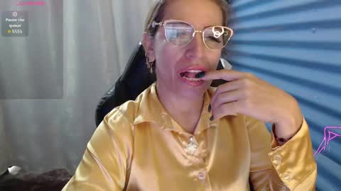 CHAYLA VICTORIA RUIZ  online show from June 2026 01:46:02 PM
