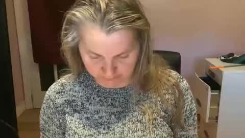 Snapshot of chealsiek chatting on September 2025 02:06:02 PM chealsiek online show from September 2025 02:06:02 PM