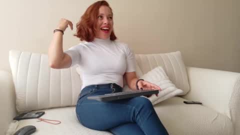 Regina Phalange online show from March 2026 05:16:02 PM