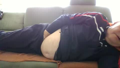 Snapshot of cheesy4444 chatting on October 2025 10:25:01 AM Tom online show from October 2025 10:25:01 AM