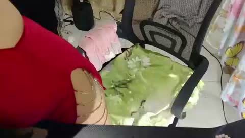 Chell online show from November 2025 06:46:02 AM