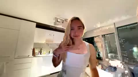 chellybear101 online show from July 2026 05:11:01 AM