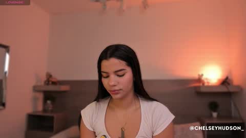 Snapshot of chelsey_hudson chatting on January 2026 12:22:02 PM chelsey_hudson online show from January 2026 12:22:02 PM