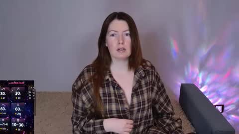 Snapshot of chelsey_rayne chatting on October 2025 07:47:01 PM Instagram faroffland online show from October 2025 07:47:01 PM