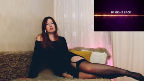 Snapshot of chelsey_rayne chatting on May 2026 05:07:02 PM Instagram faroffland online show from May 2026 05:07:02 PM