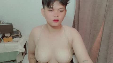 Snapshot of chennybbgirl chatting on October 2025 01:33:02 PM chenny online show from October 2025 01:33:02 PM